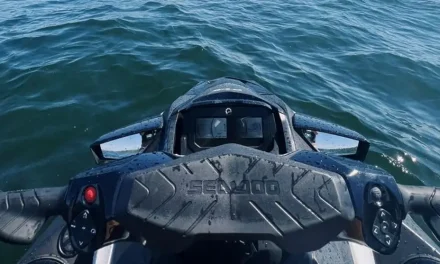 ¿Es lo mismo un Jet Ski que una Moto de Agua?