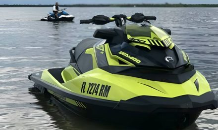 ¿Cómo se remolca una moto de agua?