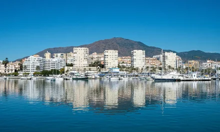 Acrojet abre una nueva base de motos de agua en Estepona