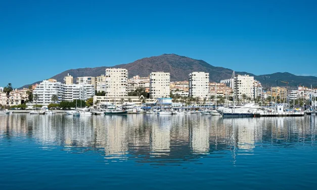 Acrojet abre una nueva base de motos de agua en Estepona