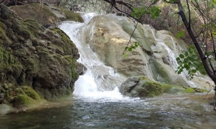Descubre la Cascada de Camoján