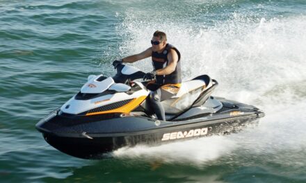 ¿Cuánto cuesta alquilar una moto de agua en Benidorm?