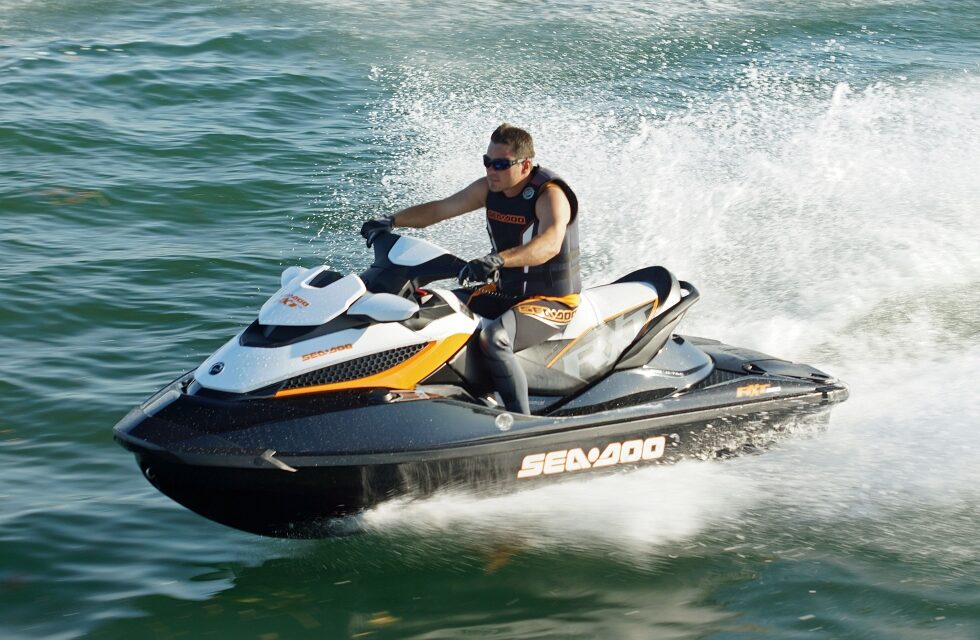 ¿Cuánto cuesta alquilar una moto de agua en Benidorm?